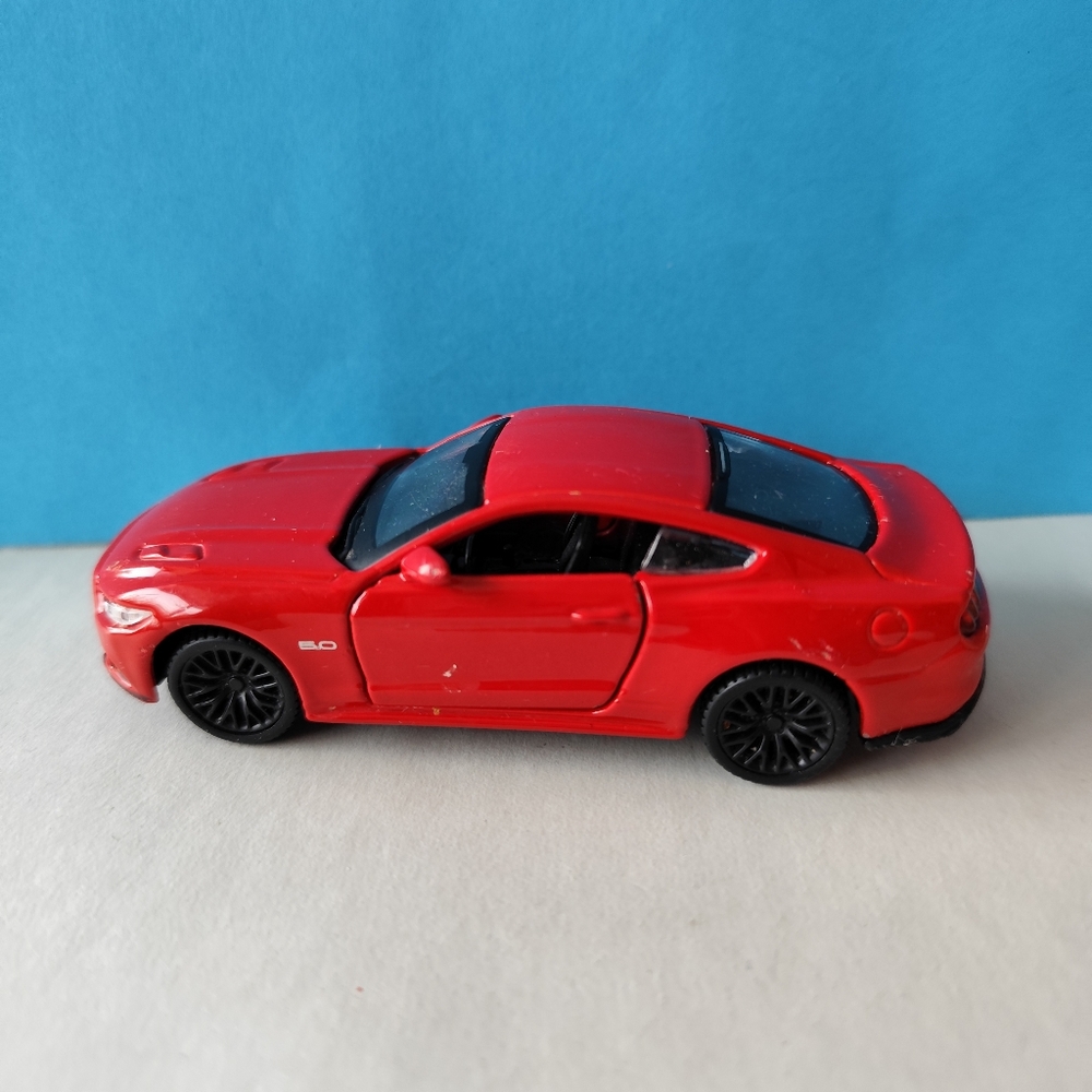 Maisto 2015 Ford Mustang GT Red 1/40 Pull Back Die Cast